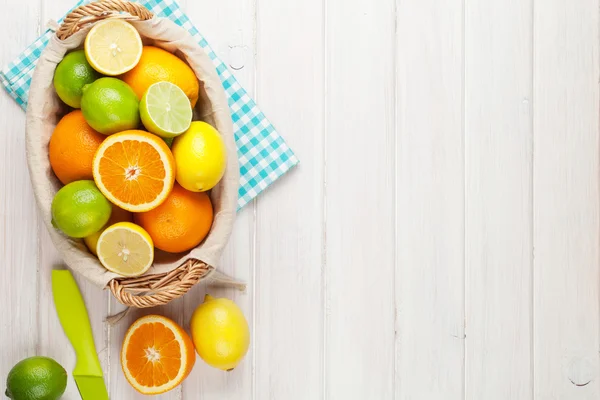 Citrus fruits. Oranges, limes and lemons — Stock Photo, Image