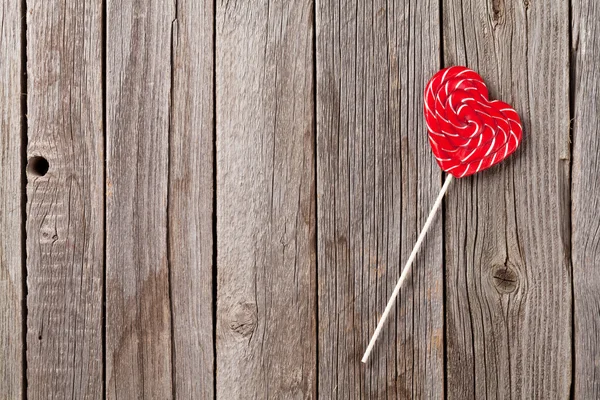 Valentines day candy heart on table — Zdjęcie stockowe