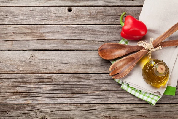 Keukengerei en ingrediënten — Stockfoto