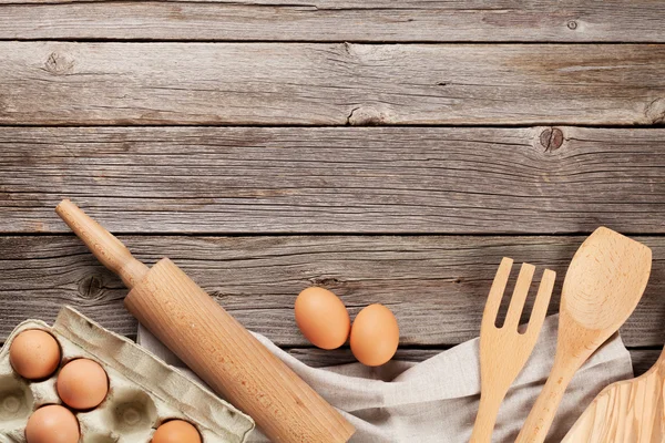 Utensílios de cozinha e ingredientes — Fotografia de Stock