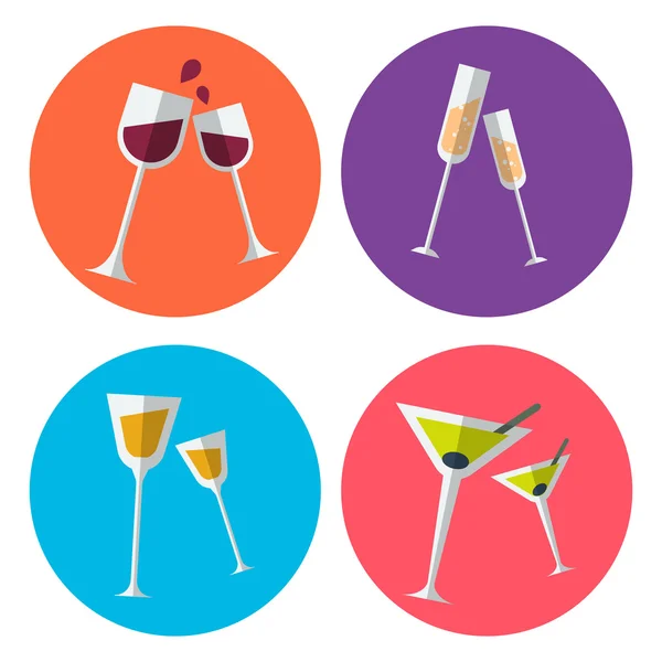 Set von vier alkoholflachen Symbolen — Stockvektor