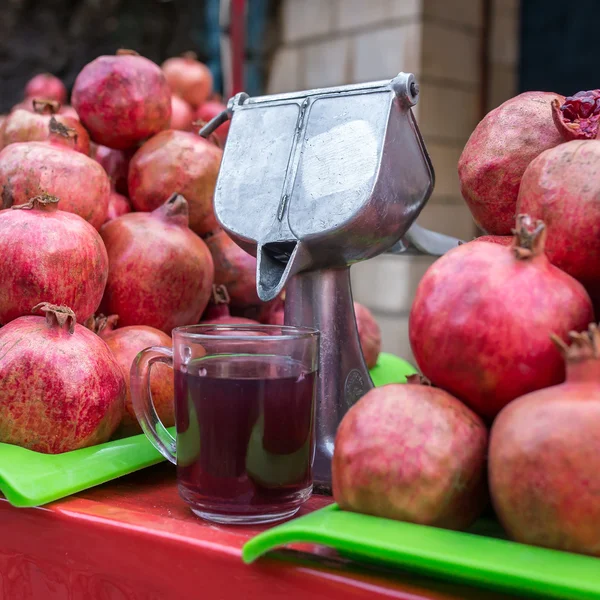 Leckerer Granatapfelsaft — Stockfoto