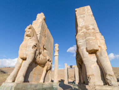 Antik persepolis kapısı