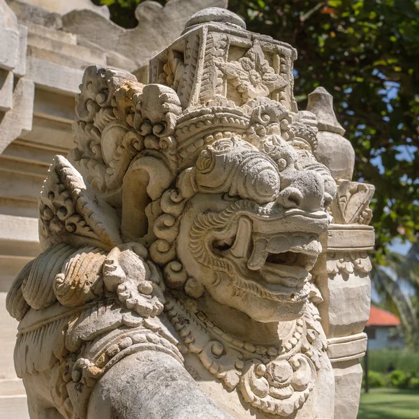 Traditionele guard demon standbeeld — Stockfoto