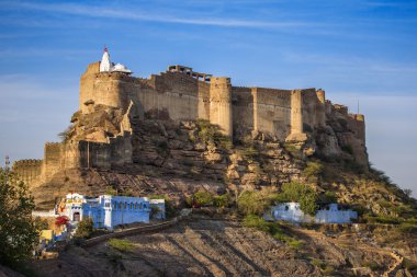Mehrangarh fort Jodhpur tepenin üzerinde