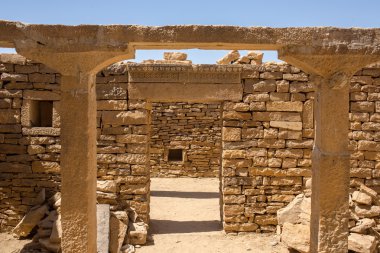 Kuldhara terk edilmiş köy eski evde 