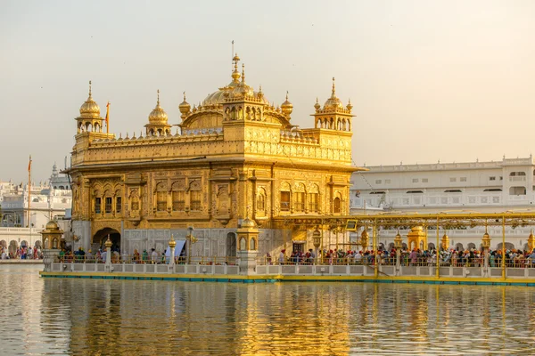 Gyllene templet (centralhelgedom Sahib) — Stockfoto