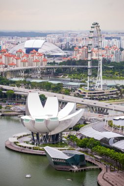  Singapore Flyer, Artscience Müzesi ve Ulusal Stadyumu