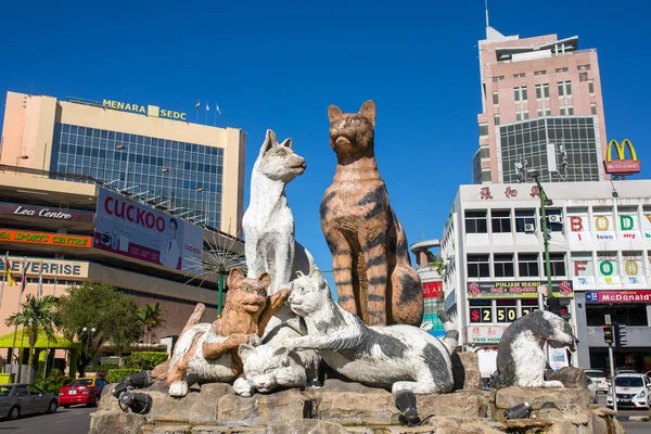 Cats monument at the downtown Kuching — Stock Photo, Image