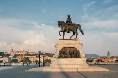 Budapeşte, Macaristan 'da Kont Gyula Andrassy' nin heykeli