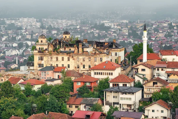 Bâtiment détruit à Sarajevo après la guerre à Sarajevo, Bosnie-Herzégovine — Photo