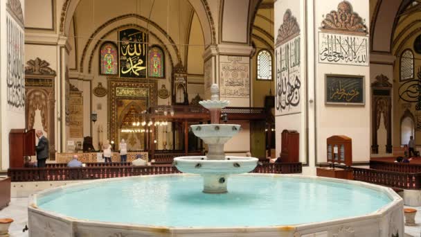Interior dari Masjid Agung Bursa di Turki — Stok Video