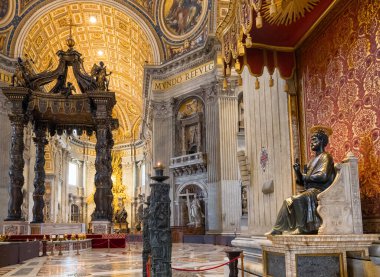 Vatikan, Roma 'daki Saint Peters Bazilikası' nın iç manzarası