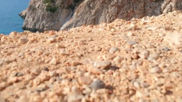 Прекрасний пляж Капуташ у Середземному морі (Туреччина). — стокове відео