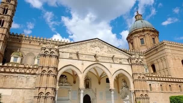 Igreja Catedral de Palermo no dia ensolarado, Sicília, Itália — Vídeo de Stock