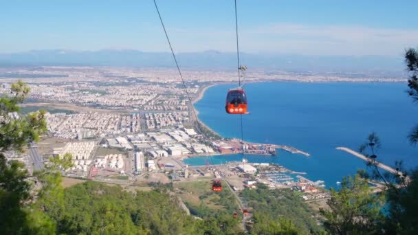 Teleféricos en Antalya, Turquía — Vídeo de stock