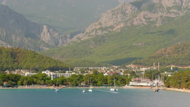 Landscape of the Kemer town and mountains in Antalya, Turkey — Stock Video