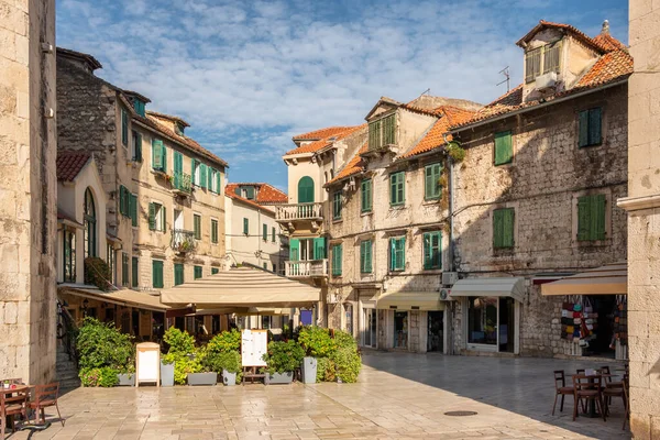 Trogir 'in eski kenti Hırvatistan' ın tarihi manzarası — Stok fotoğraf