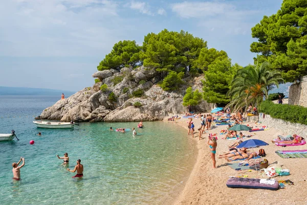 Красивый пляж в Макарска Ривьера, Далмация, Хорватия — стоковое фото