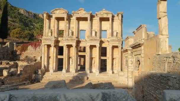 Biblioteca Celsus en la antigua ciudad Éfeso, Turquía — Vídeo de stock