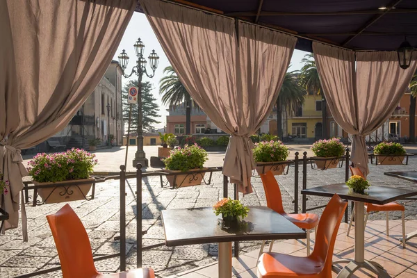 Lovely outdoor cafe in Sicily, Italy. — Stock Photo, Image