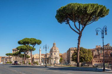 Trajanlar ve Roma 'daki Santa Maria di Loreto Kilisesi