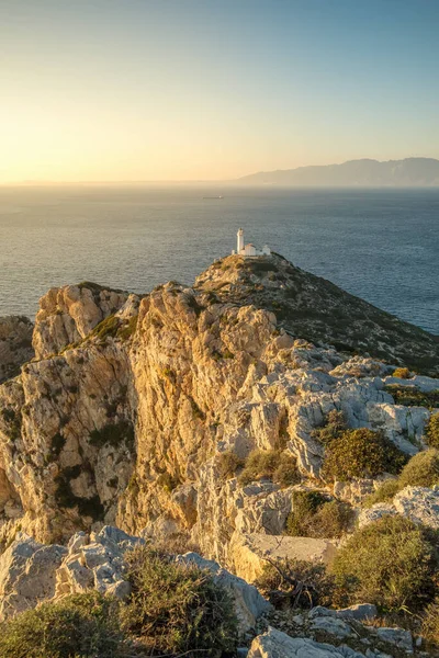 Faro di Knidos sulla scogliera della penisola di Datca in Turchia — Foto Stock