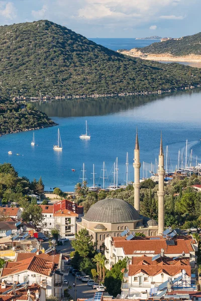 Bella città mediterranea Kas in Turchia. — Foto Stock