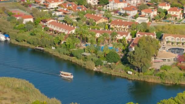 Vista aérea de Dalyan na região de Mugla, Turquia — Vídeo de Stock