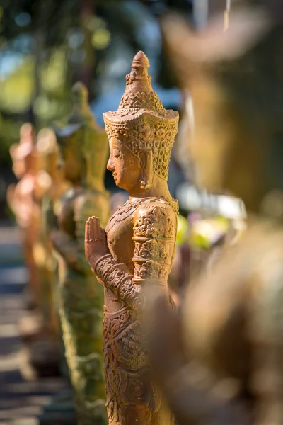 Praying women statue — Stock Photo, Image