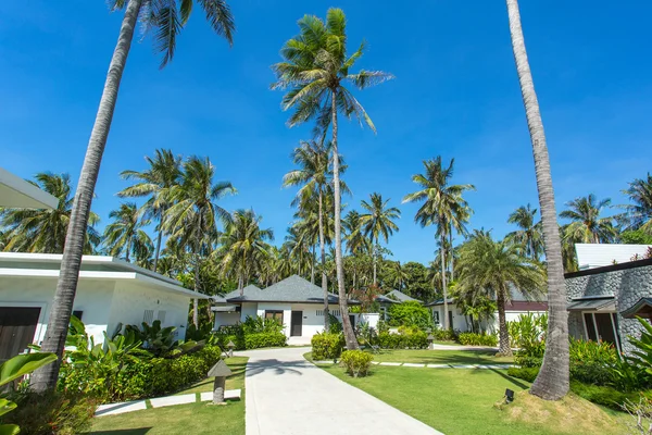 Hermosos bungalows de resort tropical — Foto de Stock