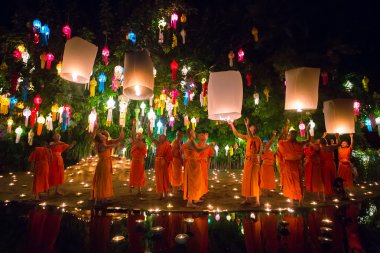 Loy Kratong Festivali Chiangmai, Tayland