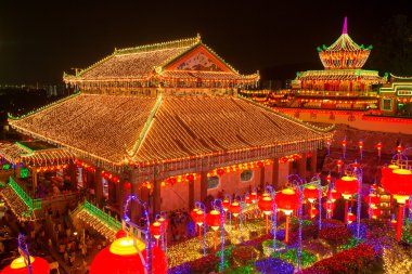 Penang tapınakta kek Lok Si