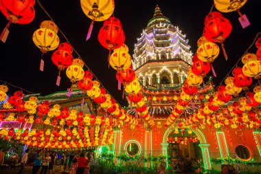Beautifully lit-up Kek Lok Si temple in Penang