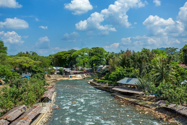 Bukit lawang aldeia — Fotografia de Stock