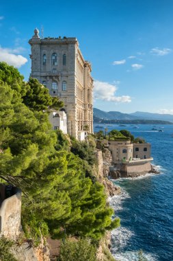 Monako Prensliği 'ndeki Monako Okyanus Müzesi' nin Fransız Rivierası 'ndaki tarihi binası..