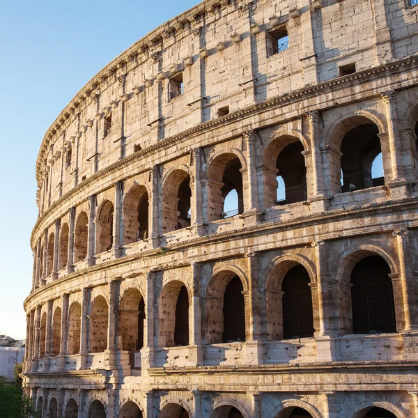 Colosseum in rome, italie — Photo