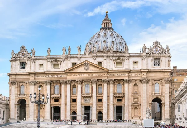 Saint Peter's Basilica in Vatican, Rome — Stock Fotó