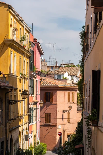 Gezellige straat in Rome — Stockfoto