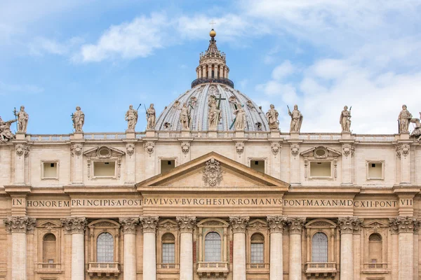 Saint Peter bazilika a Vatikán — Stock Fotó
