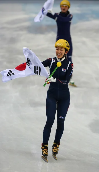 Relais de piste courte chauffe 3000 m pour dames — Photo