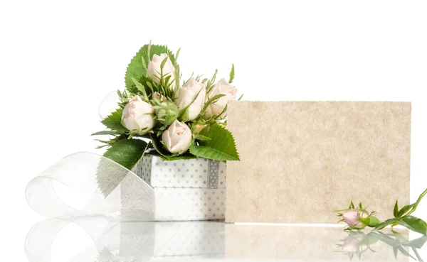 Gift box and white roses with empty card for you text on white b — Stock Photo, Image