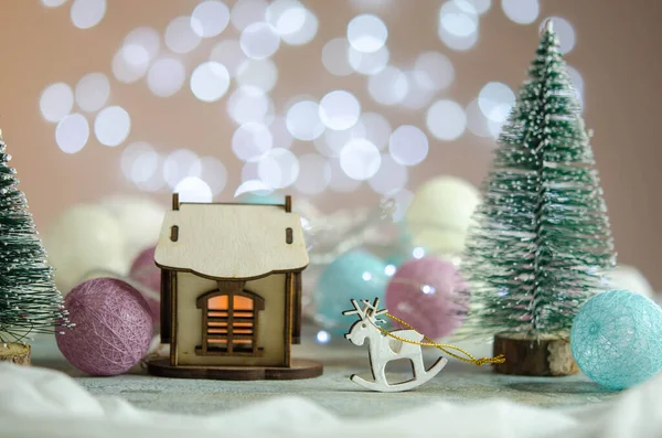 Composizione Dai Giocattoli Anno Nuovo Albero Natale Casa Addobbi Natalizi — Foto Stock