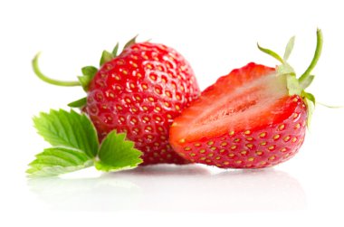 Beyaz arka plan üzerinde izole kırmızı tatlı strawberrys