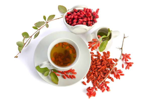 Presentación para té antioxidante fresco de goji aislado en ba blanca — Foto de Stock