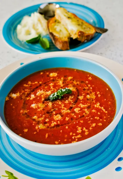 Fresh tomato soup — Stock Photo, Image