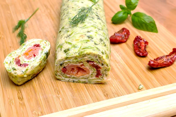 Zucchini Roll Stuffed Cream Cheese Salmon Sun Dried Tomatoes — Stock Photo, Image