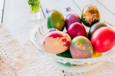 Renkli Paskalya yumurtaları