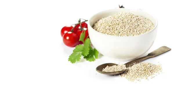 Bowl of healthy white quinoa seeds with vegetables — Stock Photo, Image