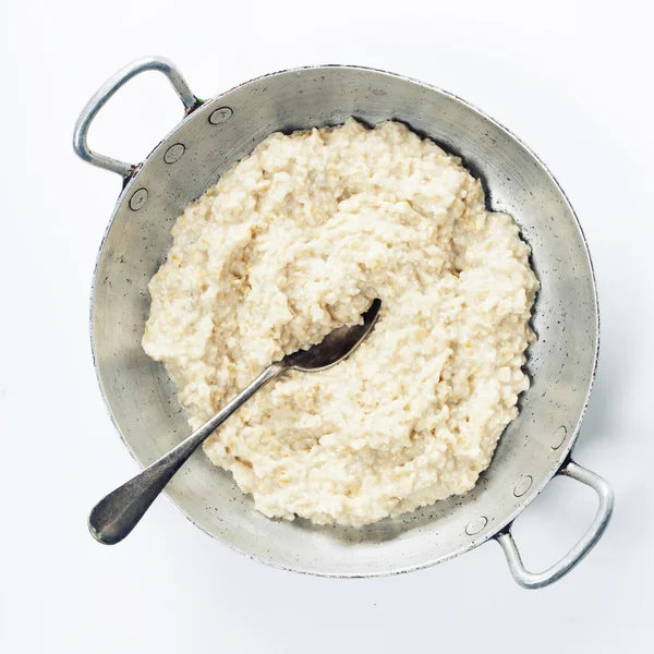 Bowl of oatmeal porridge — Stock Photo, Image